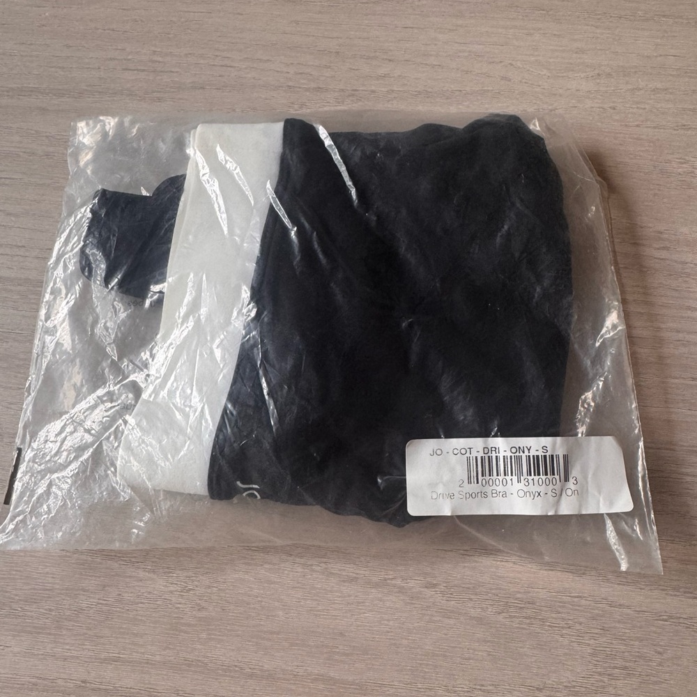 NWT Joja Drive Sports Bra - Black and White - Picture 5 of 7